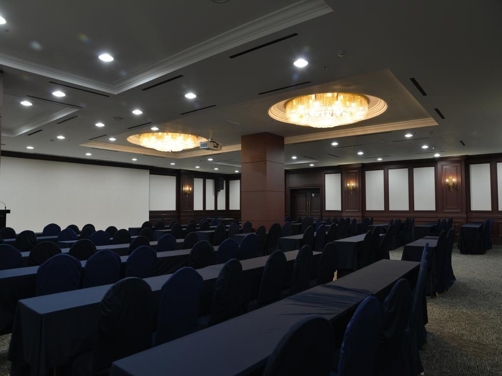 โรงแรม รามาดา ซองโด 4*